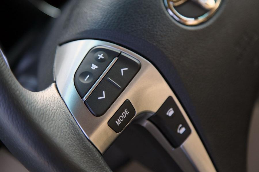  Toyota Highlander 2011 года  (фото 5 из 108)